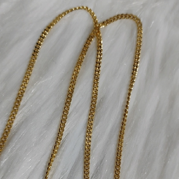 Authentic Dior CD Plated Gold W Crystal Details Pendant Necklace - Picture 7 of 15